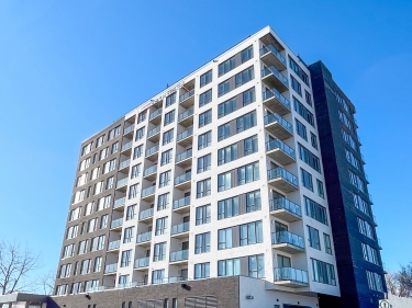 Le Royan - New condos in Saint-Eustache with model units currently building with indoor parking: 3 bedrooms, < $300 000